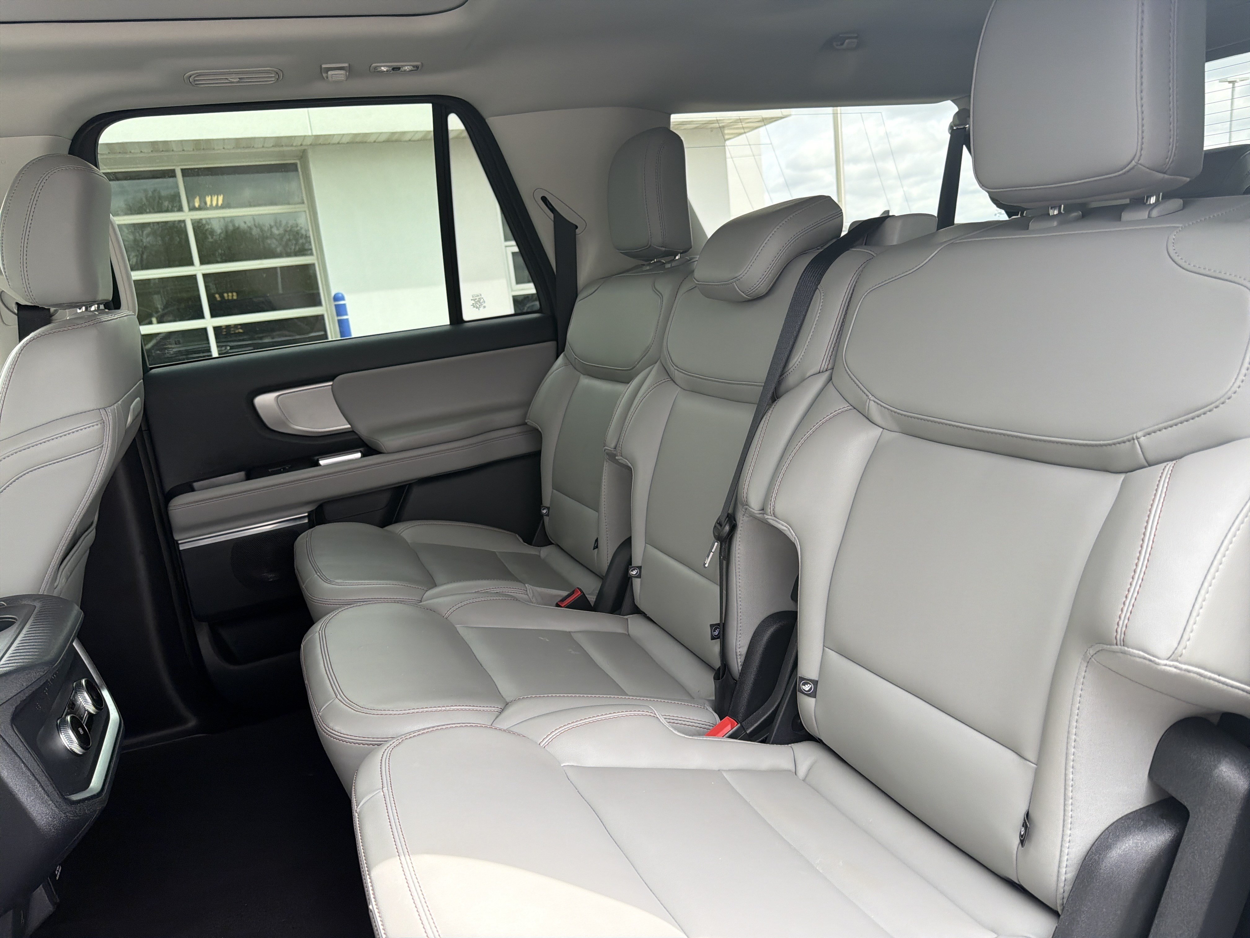 Certified 2025 Ford Expedition Max Active AWD/4WD image 48