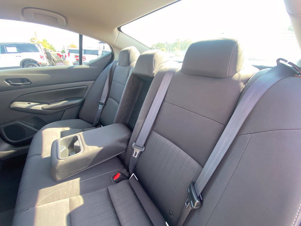 Used 2025 Nissan Altima 2.5 SV FWD image 23