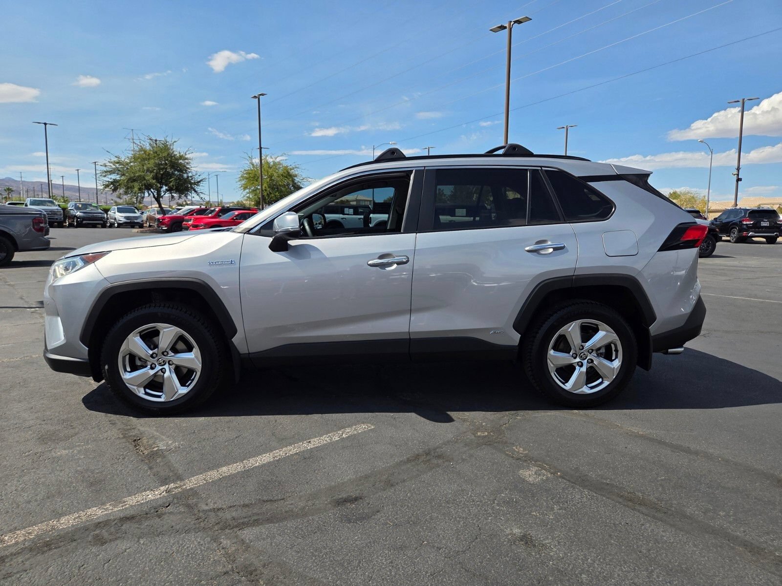 Used 2021 Toyota RAV4 Limited AWD/4WD image 3