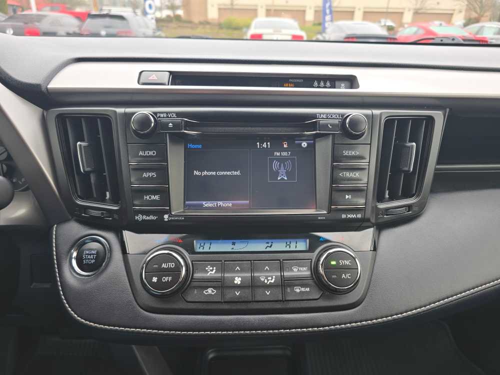 Used 2018 Toyota RAV4 XLE image 12