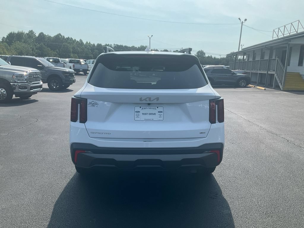 Used 2024 Kia Sorento X-Line EX AWD/4WD image 6