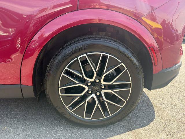 Certified 2025 Ford Mustang Mach-E Premium AWD/4WD image 24