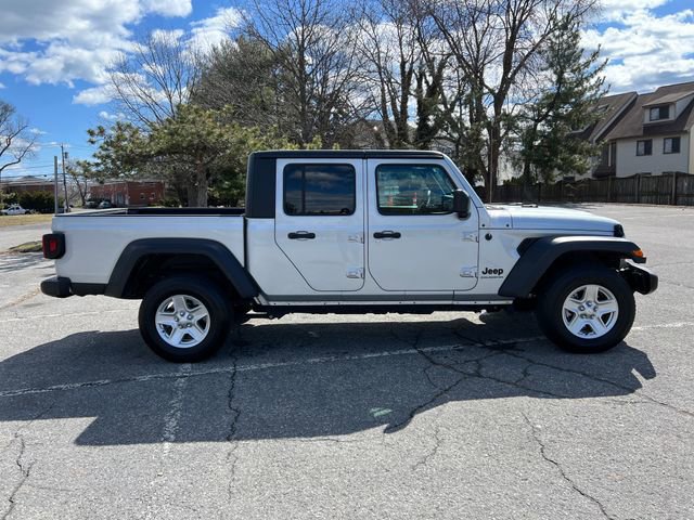 Used 2023 Jeep Gladiator Sport image 9