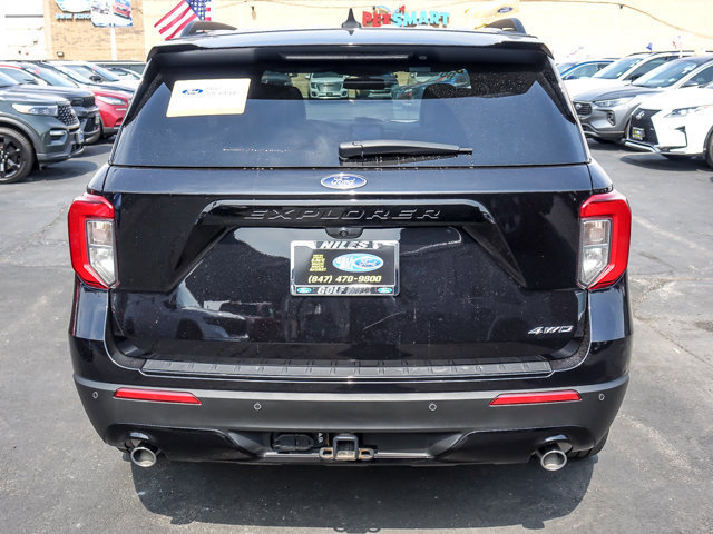 Certified 2023 Ford Explorer ST-Line w/ Class IV Trailer Tow Package image 3