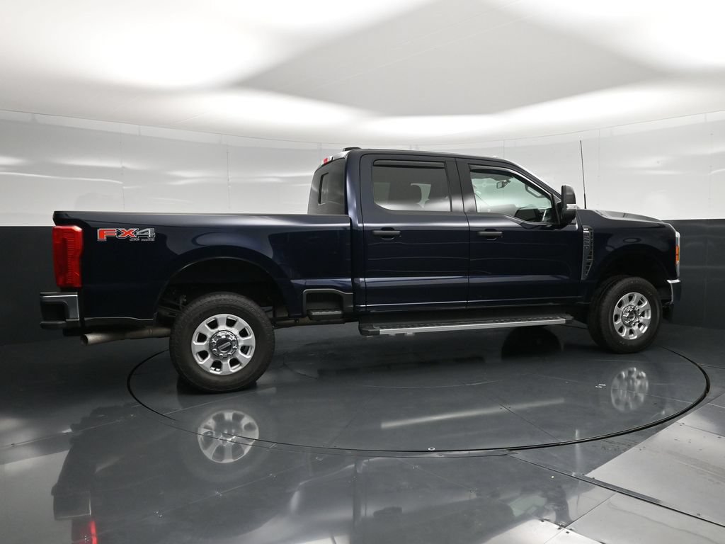 Certified 2023 Ford F250 XLT w/ FX4 Off-Road Package AWD/4WD image 3