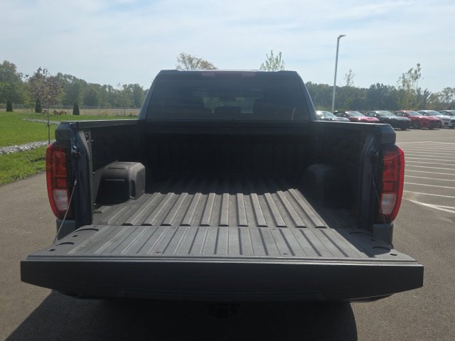 Used 2024 GMC Sierra 1500 Pro w/ Graphite Edition AWD/4WD image 9