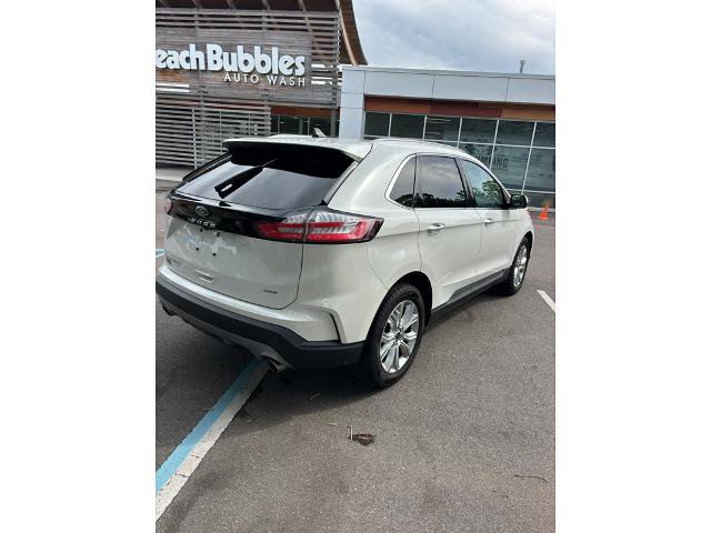 Certified 2022 Ford Edge Titanium AWD/4WD image 3