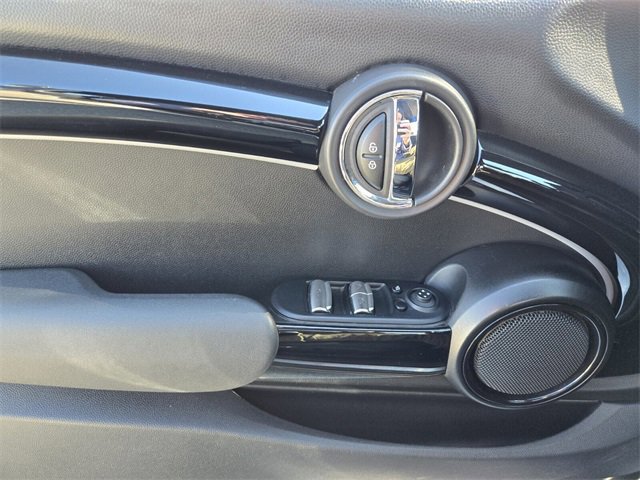 Used 2024 MINI Cooper S image 31