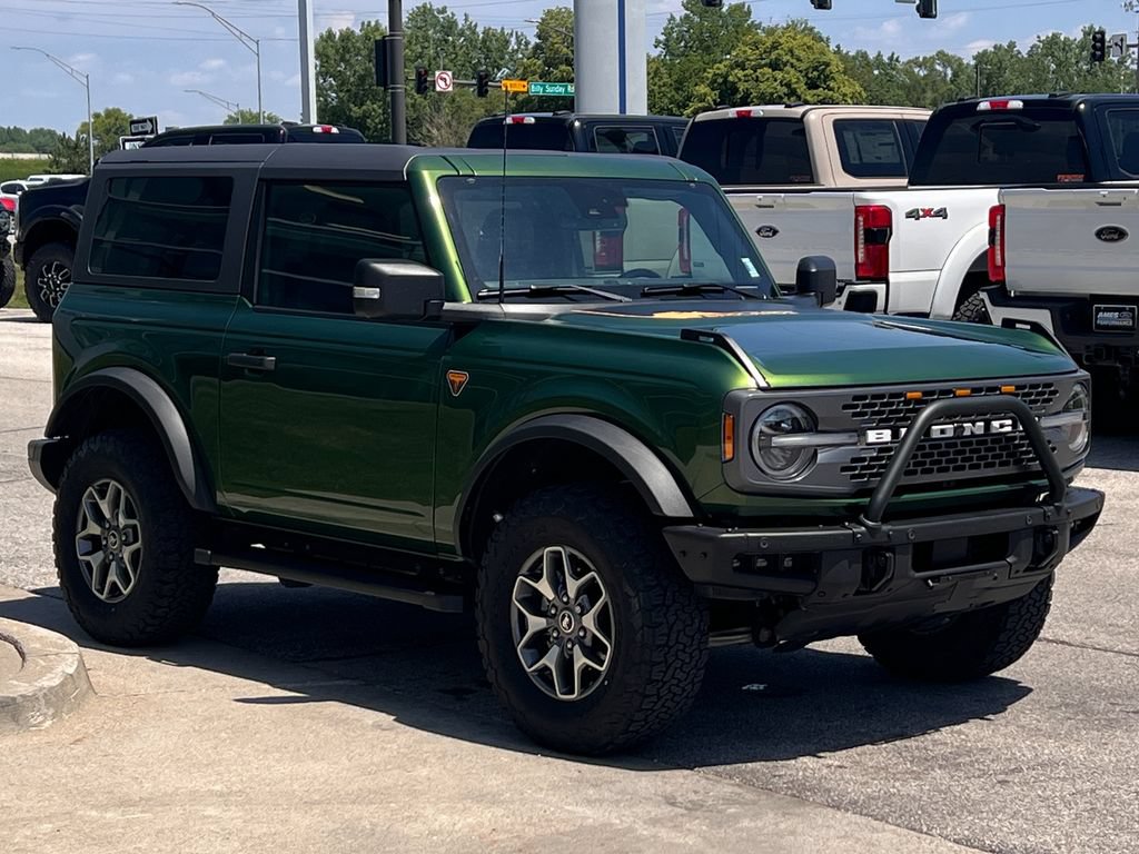 Certified 2022 Ford Bronco Badlands AWD/4WD image 8