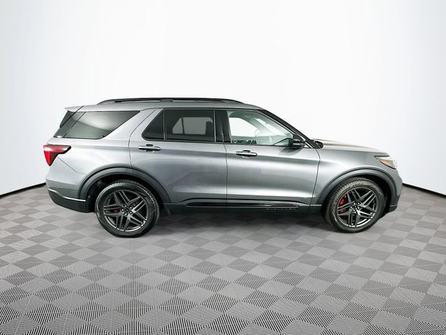 Certified 2025 Ford Explorer ST AWD/4WD image 13