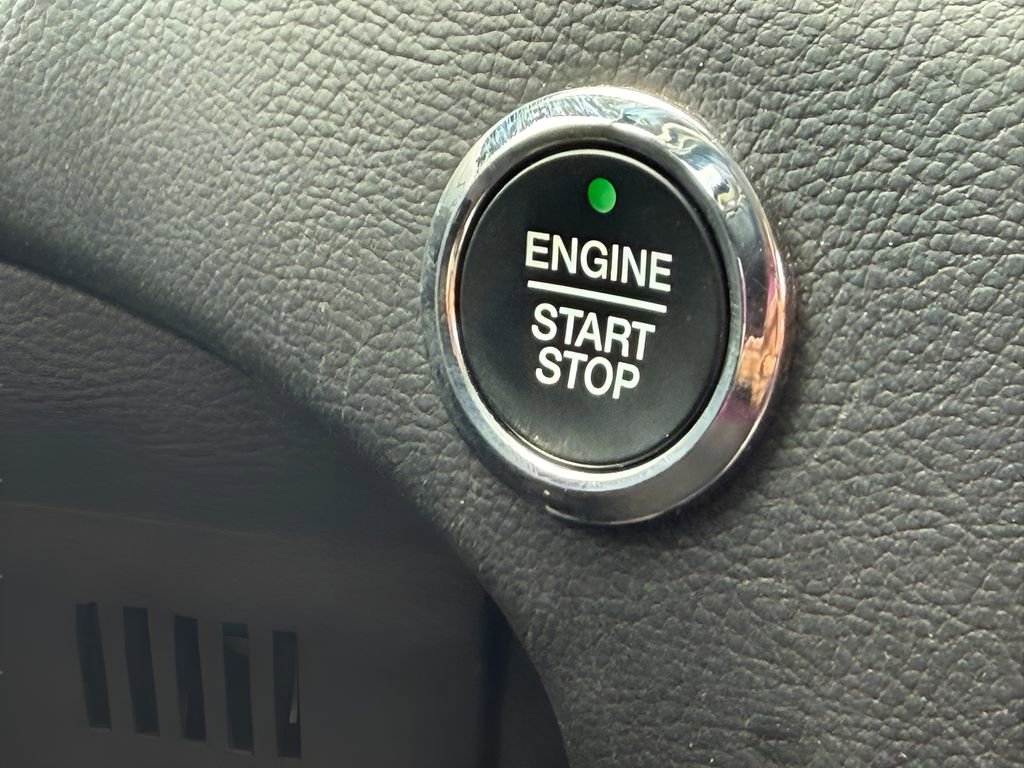 Certified 2024 Ford Edge SEL AWD/4WD image 17