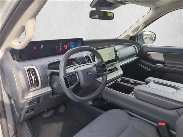 Certified 2025 Ford Expedition Active RWD image 13