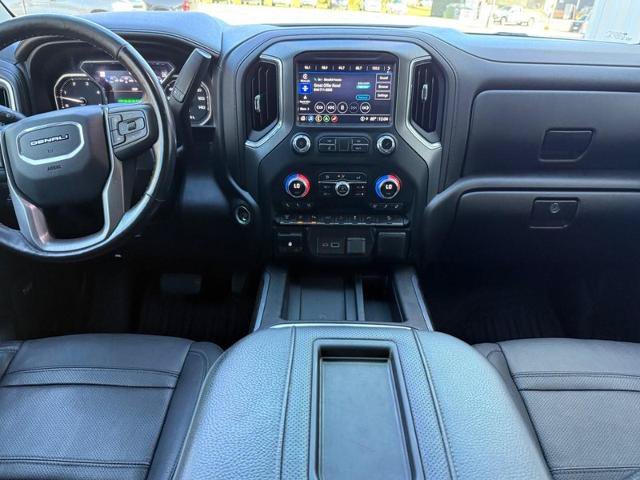 Used 2022 GMC Sierra 2500 Denali w/ Denali Ultimate Package AWD/4WD image 10
