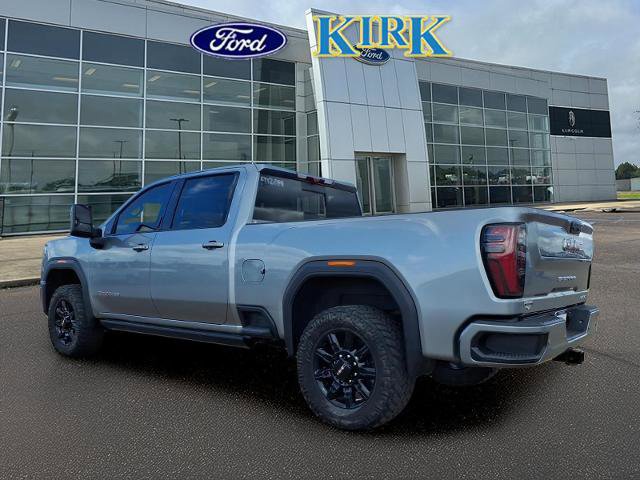 Used 2024 GMC Sierra 2500 AT4 w/ Technology Package image 3