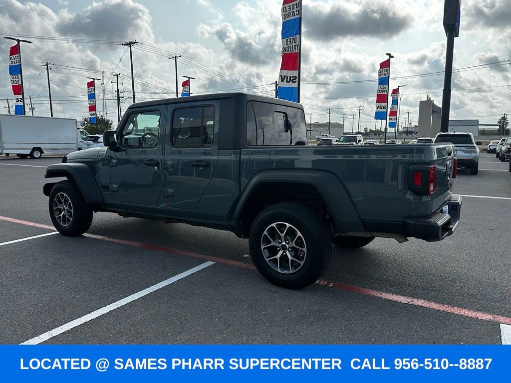 Used 2025 Jeep Gladiator Sport AWD/4WD image 7
