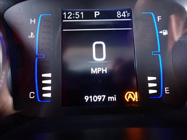 Used 2018 Chrysler Pacifica Touring-L FWD image 26
