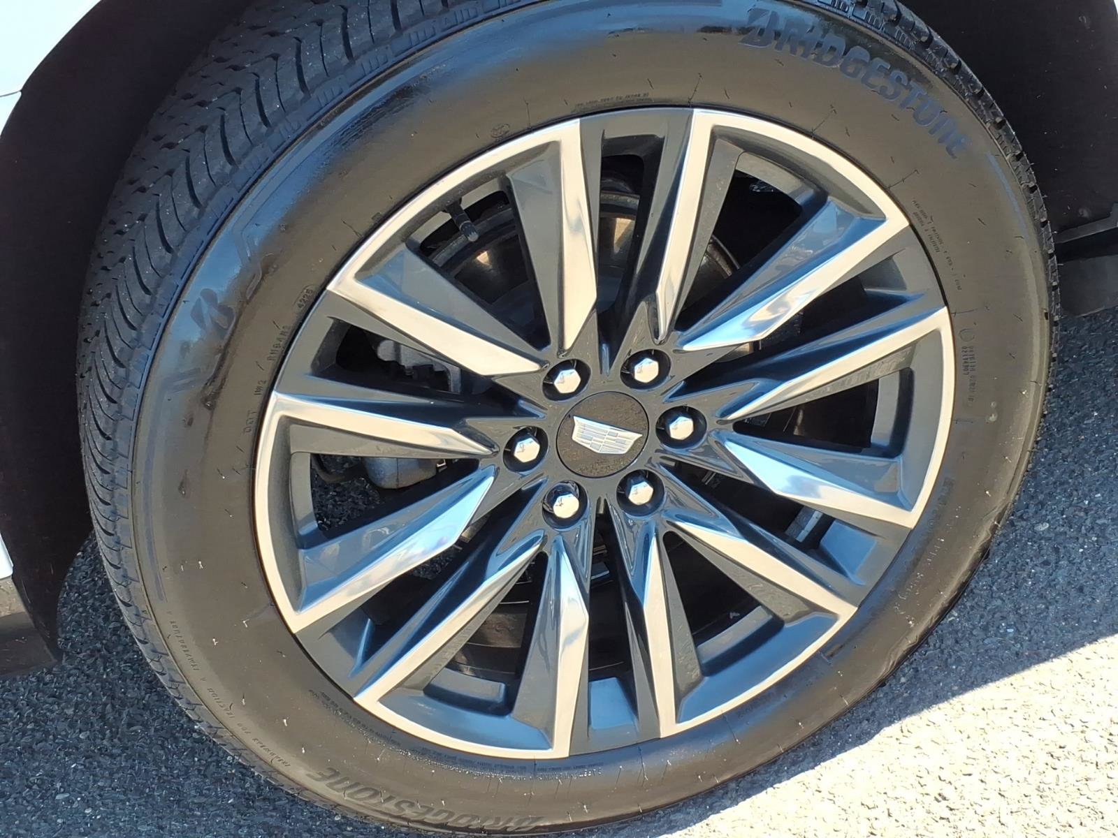 Used 2024 Cadillac Escalade ESV Sport Platinum AWD/4WD image 7