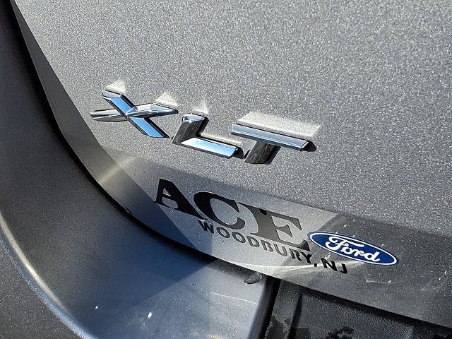 Certified 2022 Ford Explorer XLT w/ Equipment Group 202A AWD/4WD image 33