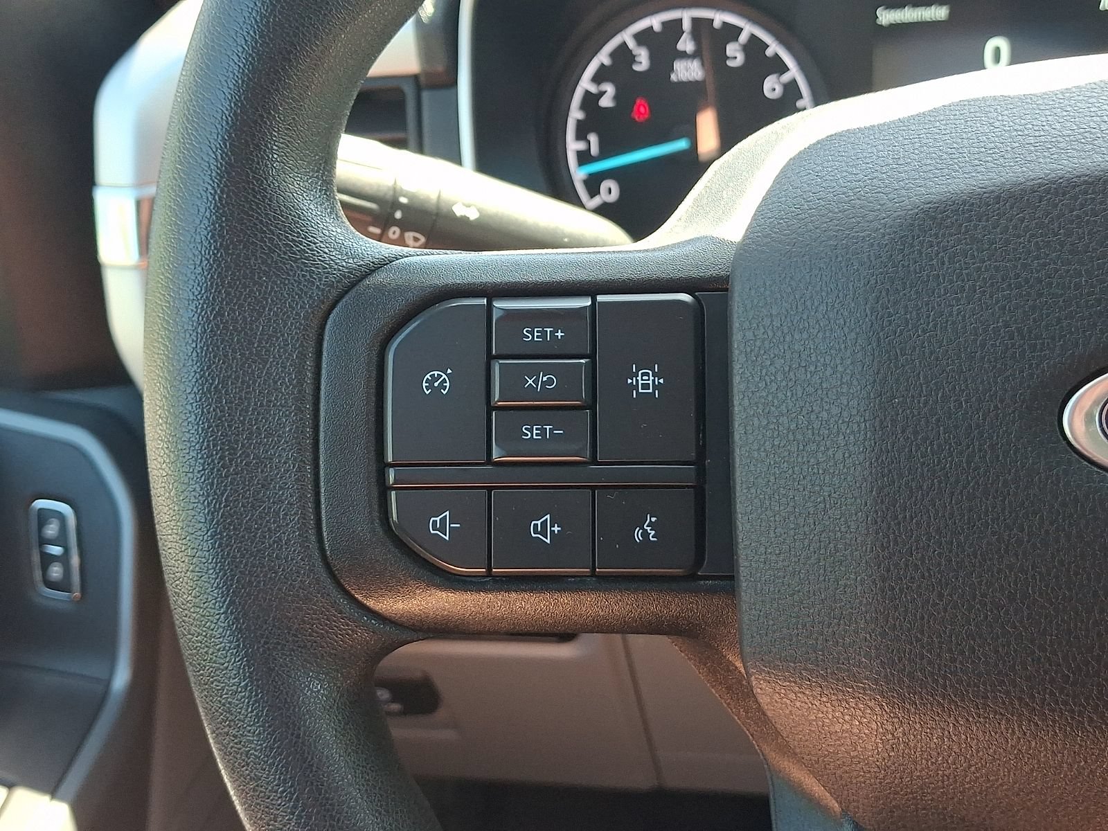 Certified 2023 Ford F150 XLT w/ Trailer Tow Package AWD/4WD image 22