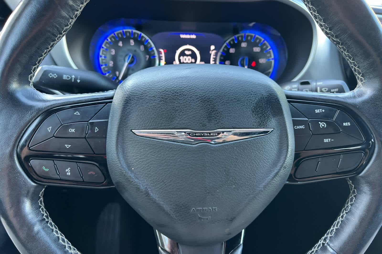 Used 2020 Chrysler Pacifica Touring-L Plus w/ S Appearance Package FWD image 26