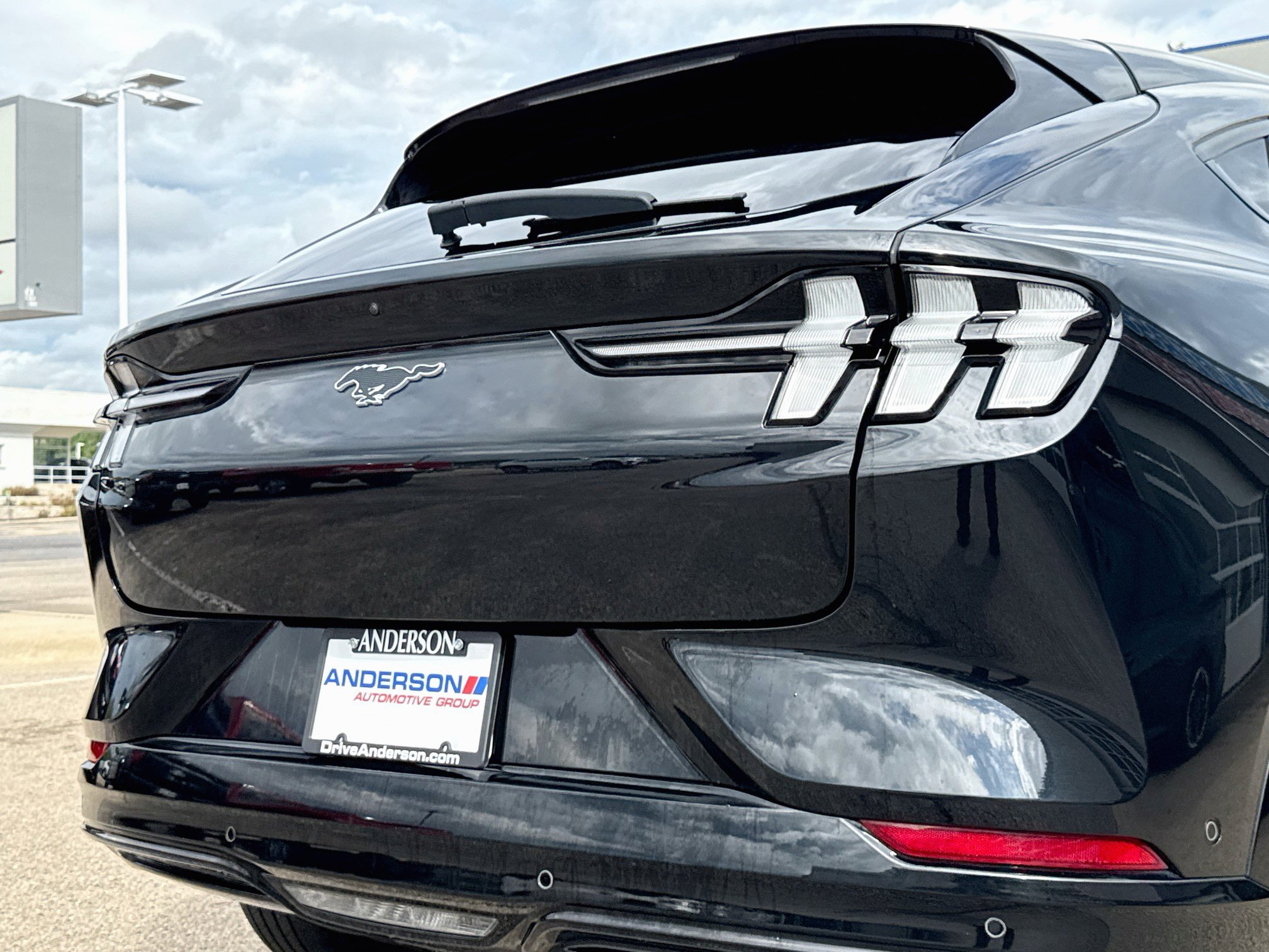 Certified 2024 Ford Mustang Mach-E Premium AWD/4WD image 6