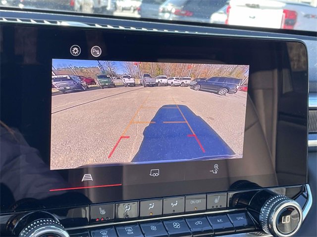 Used 2024 GMC Canyon Elevation w/ Elevation Premium Package image 26