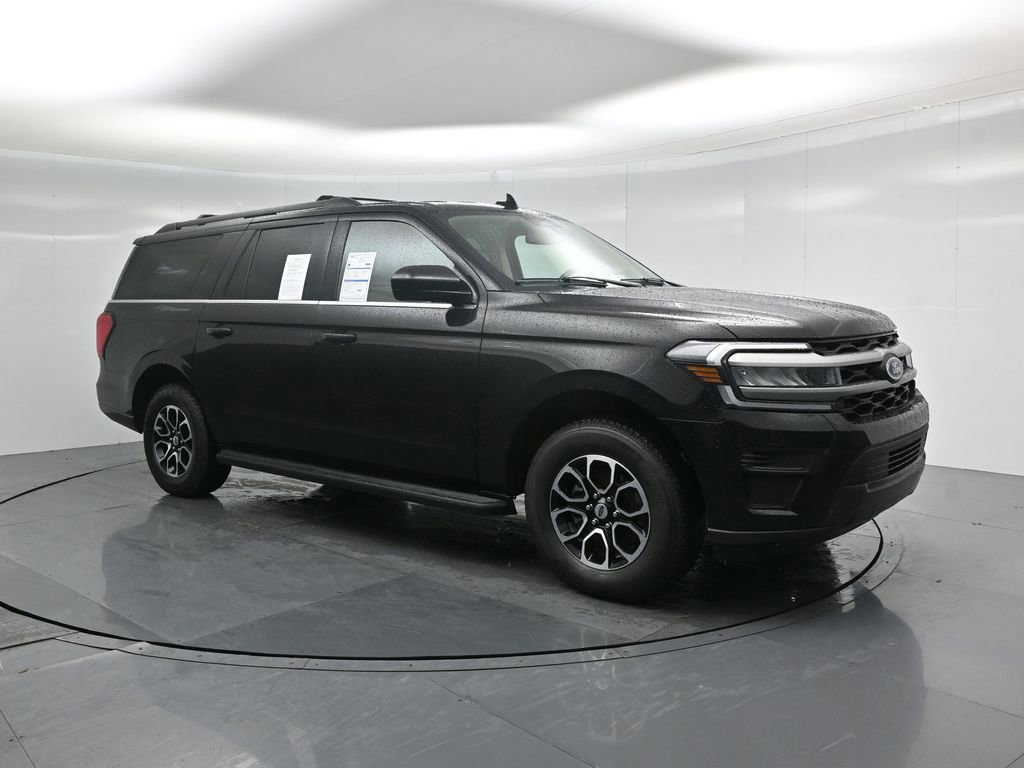 Certified 2024 Ford Expedition Max XLT image 3