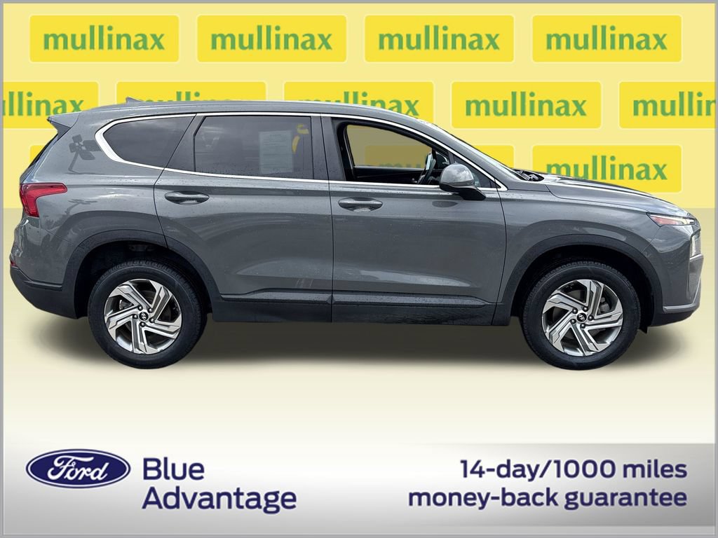 Used 2021 Hyundai Santa Fe SE w/ Cargo Package AWD/4WD image 2
