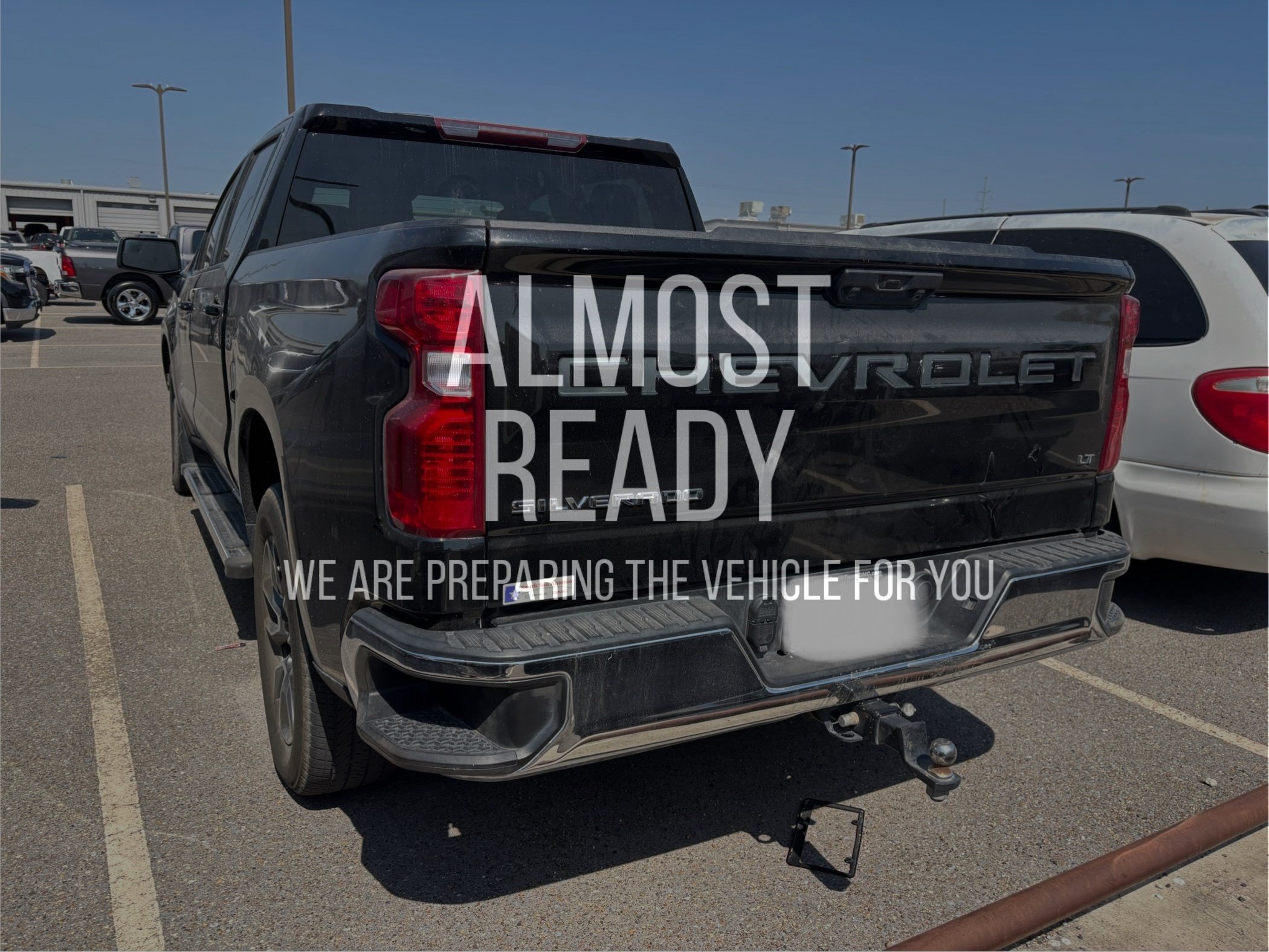 Used 2023 Chevrolet Silverado 1500 LT RWD image 3