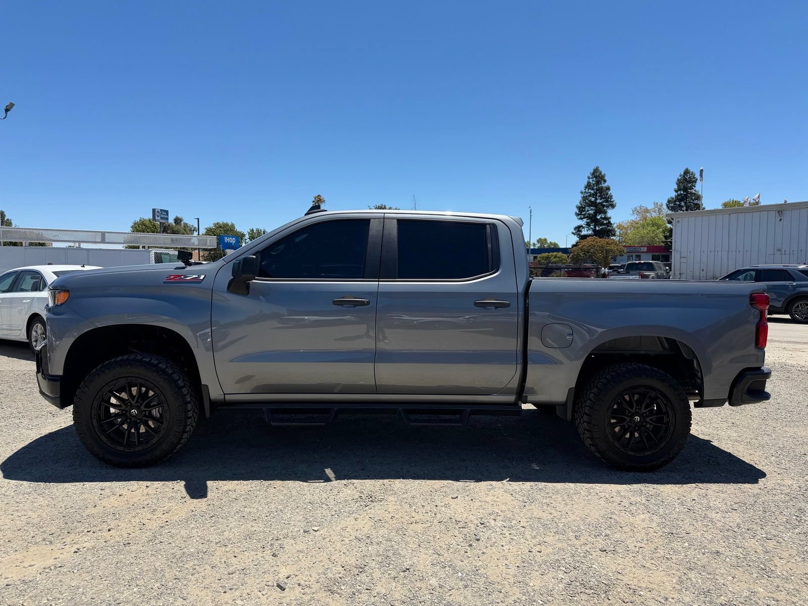 Used 2020 Chevrolet Silverado 1500 Custom Trail Boss w/ Infotainment Package AWD/4WD image 2