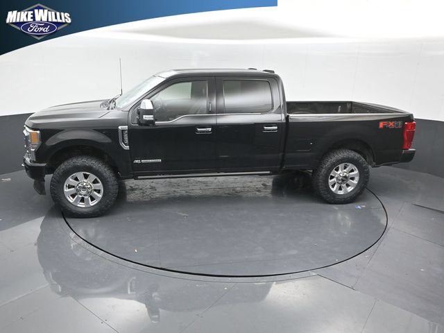 Certified 2022 Ford F250 Platinum w/ FX4 Off-Road Package AWD/4WD image 12