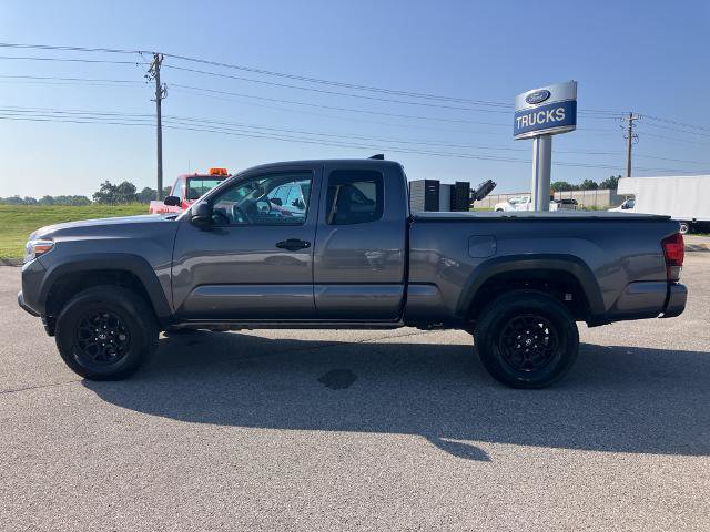 Used 2019 Toyota Tacoma SR w/ SX Package RWD image 8