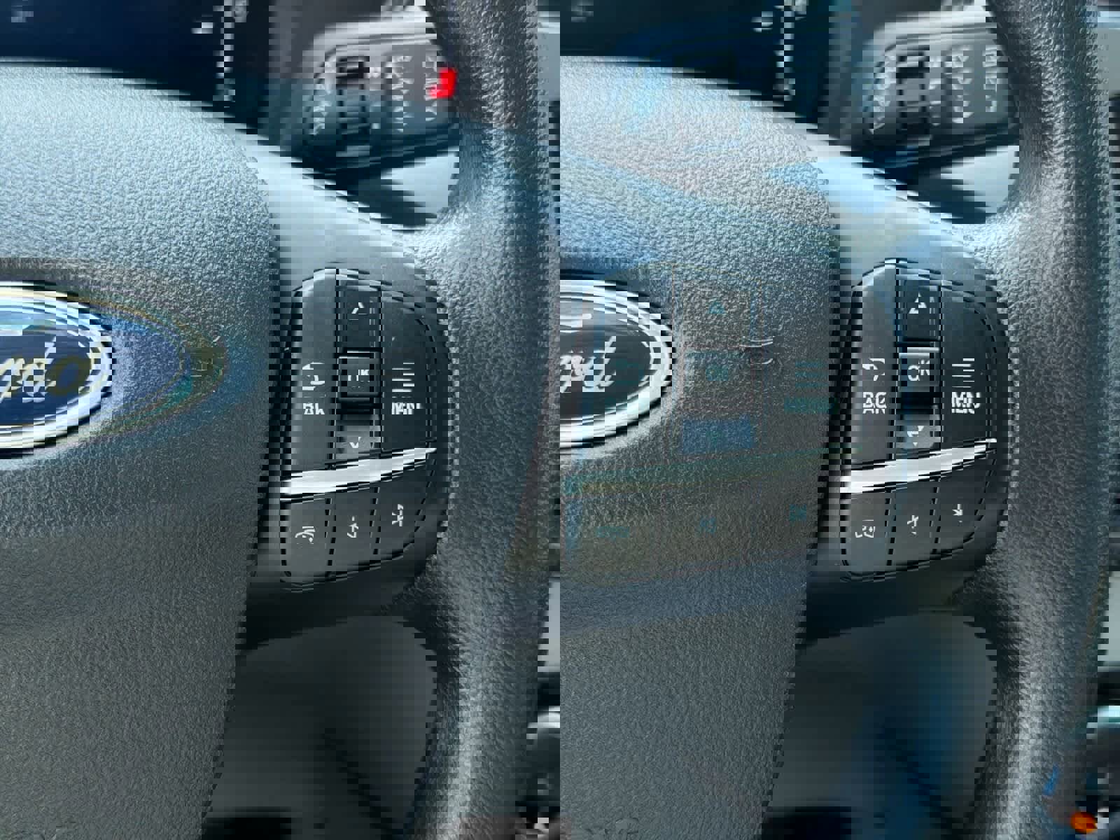 Certified 2025 Ford Escape Active image 25