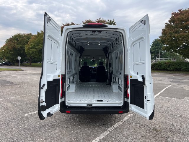 Certified 2025 Ford Transit 250 148 High Roof Extended RWD image 26