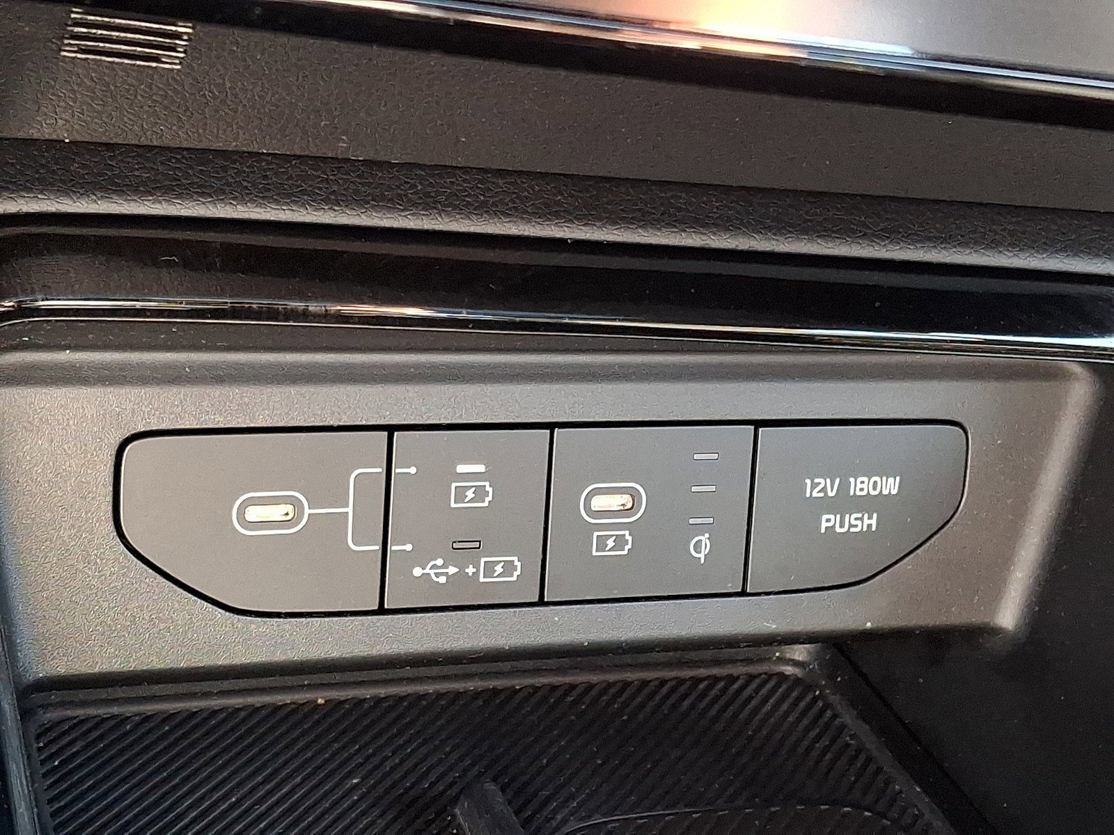 Used 2025 Kia K5 GT FWD image 24