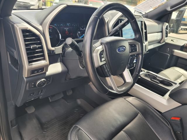 Certified 2022 Ford F250 Lariat w/ Black Appearance Package AWD/4WD image 9