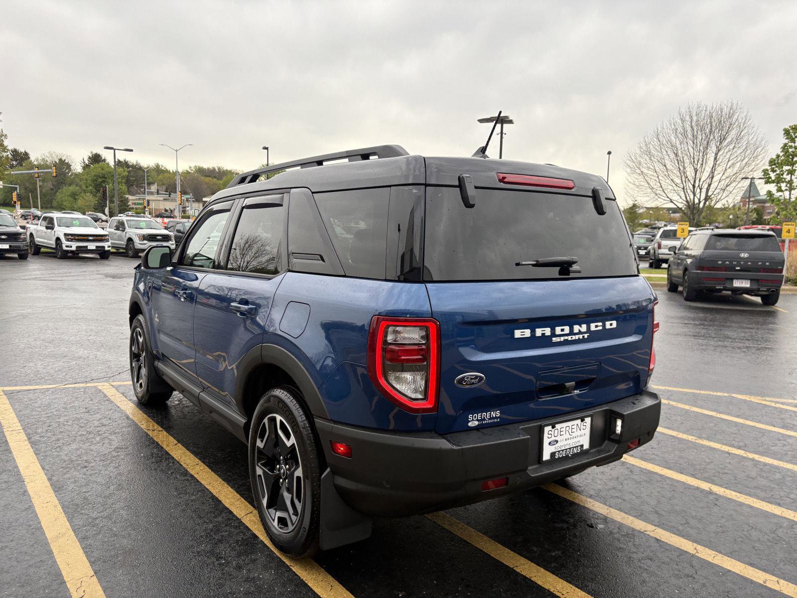 Certified 2024 Ford Bronco Sport Outer Banks w/ Tech Package AWD/4WD image 4