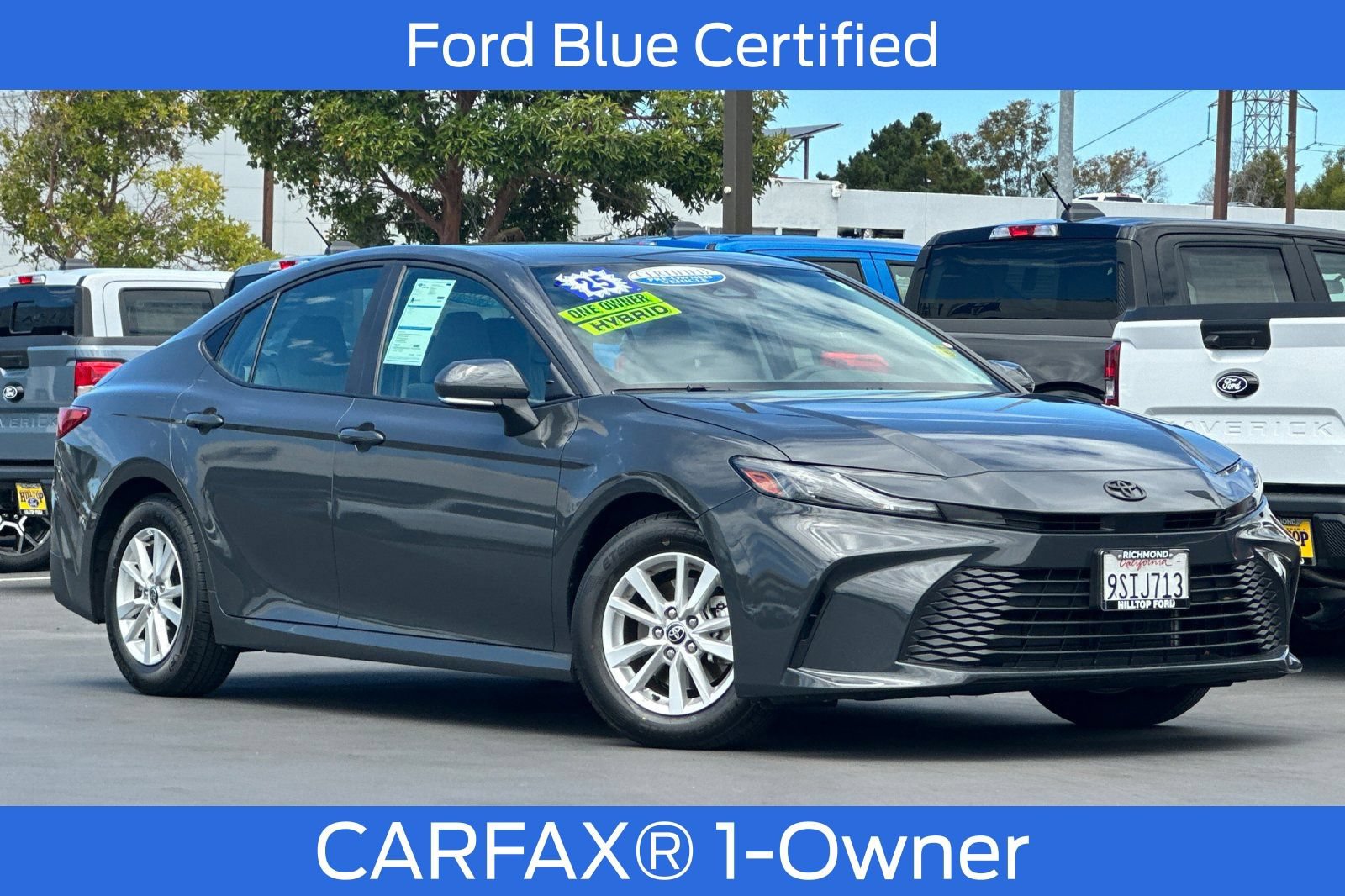 Used 2025 Toyota Camry LE FWD image 2