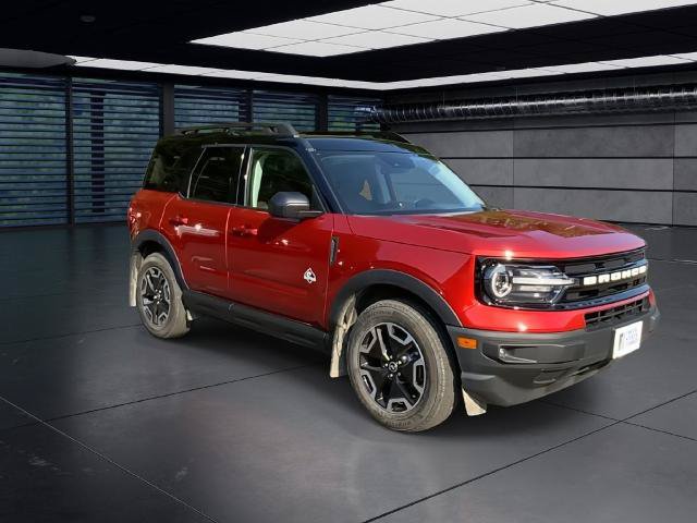 Certified 2024 Ford Bronco Sport Outer Banks AWD/4WD image 2