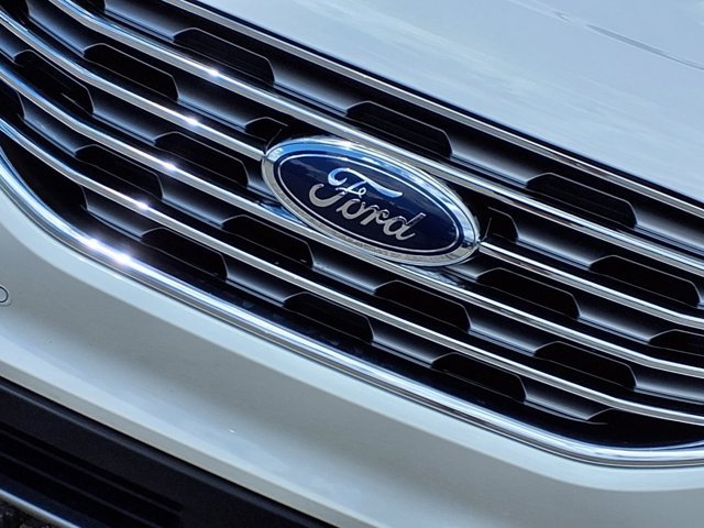 Certified 2024 Ford Edge Titanium AWD/4WD image 27