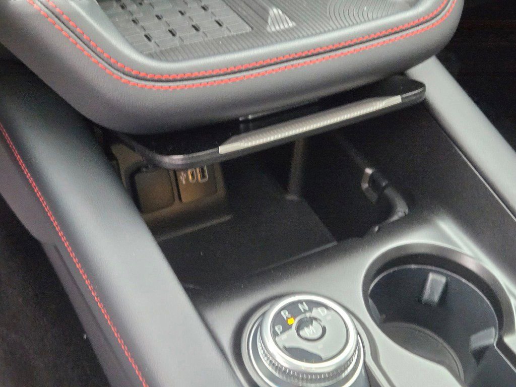 Certified 2025 Ford Explorer ST image 30