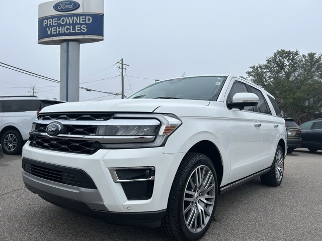 Certified 2022 Ford Expedition Limited image 4