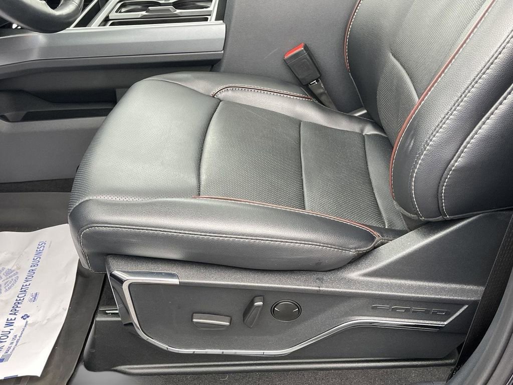 Certified 2024 Ford F250 Lariat w/ Lariat Ultimate Package image 31
