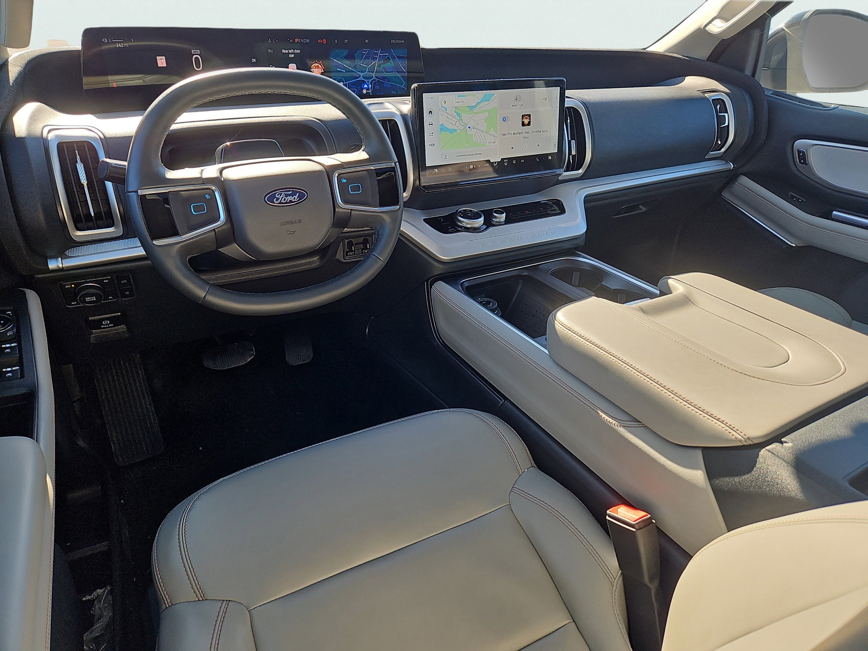 Certified 2025 Ford Expedition Active image 7