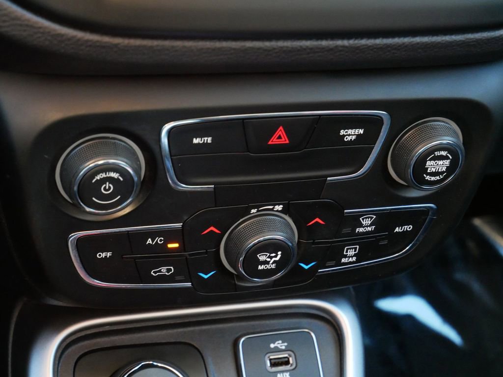 Used 2018 Jeep Compass Latitude w/ Popular Equipment Group AWD/4WD image 21