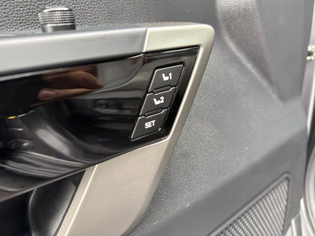 Used 2022 Toyota Tundra Limited w/ TRD Off-Road Package AWD/4WD image 22