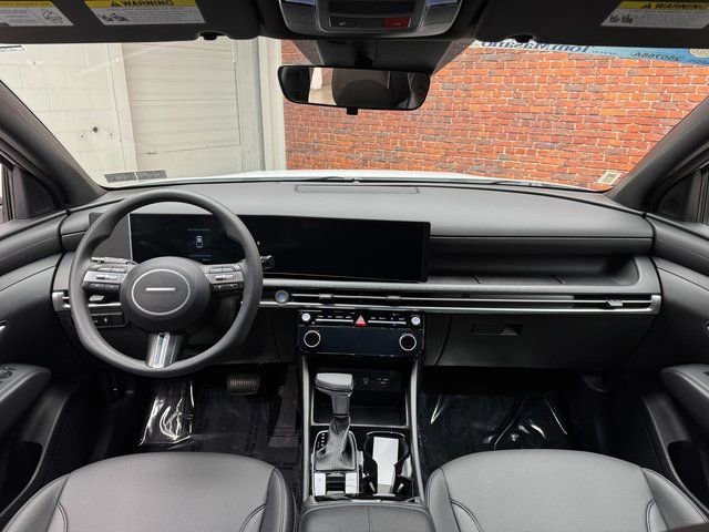 Used 2025 Hyundai Santa Cruz SEL image 14