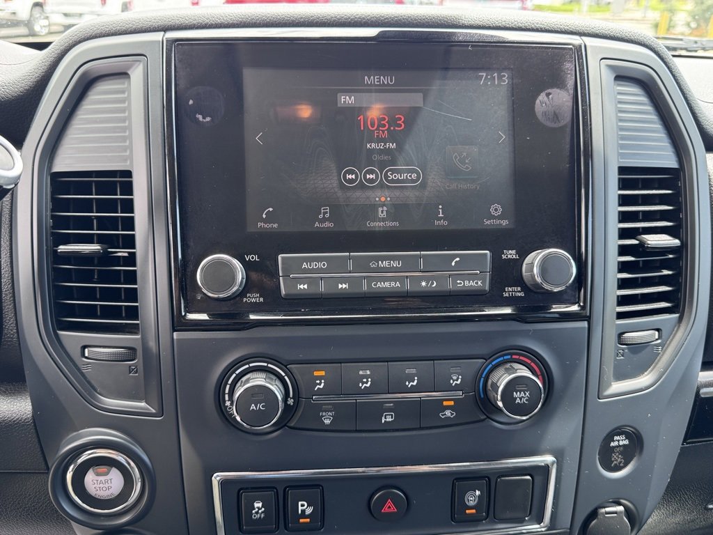 Used 2022 Nissan Titan SV image 25