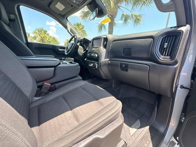 Used 2025 Chevrolet Silverado 1500 Custom w/ Turbomax Blackout Package RWD image 23