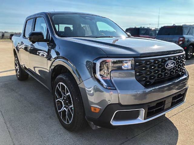 Certified 2025 Ford Maverick Lariat w/ 4K Tow Package AWD/4WD image 8